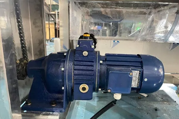 glass washing machine transmission system